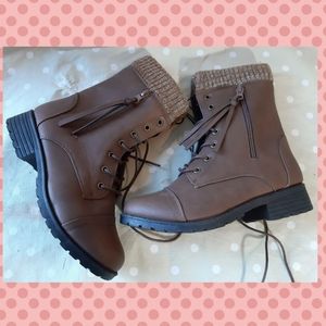 Insulated boots women and youth - laced up